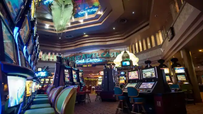 The Desert Jewel Casino, Windhoek - Casino Namibia 3